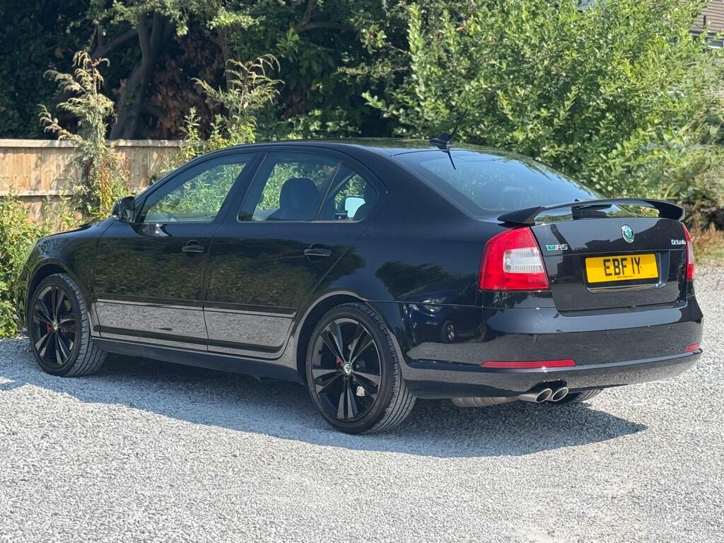 Skoda Octavia 2.0 Tdi Vrs Blackline Euro 5 Black #6