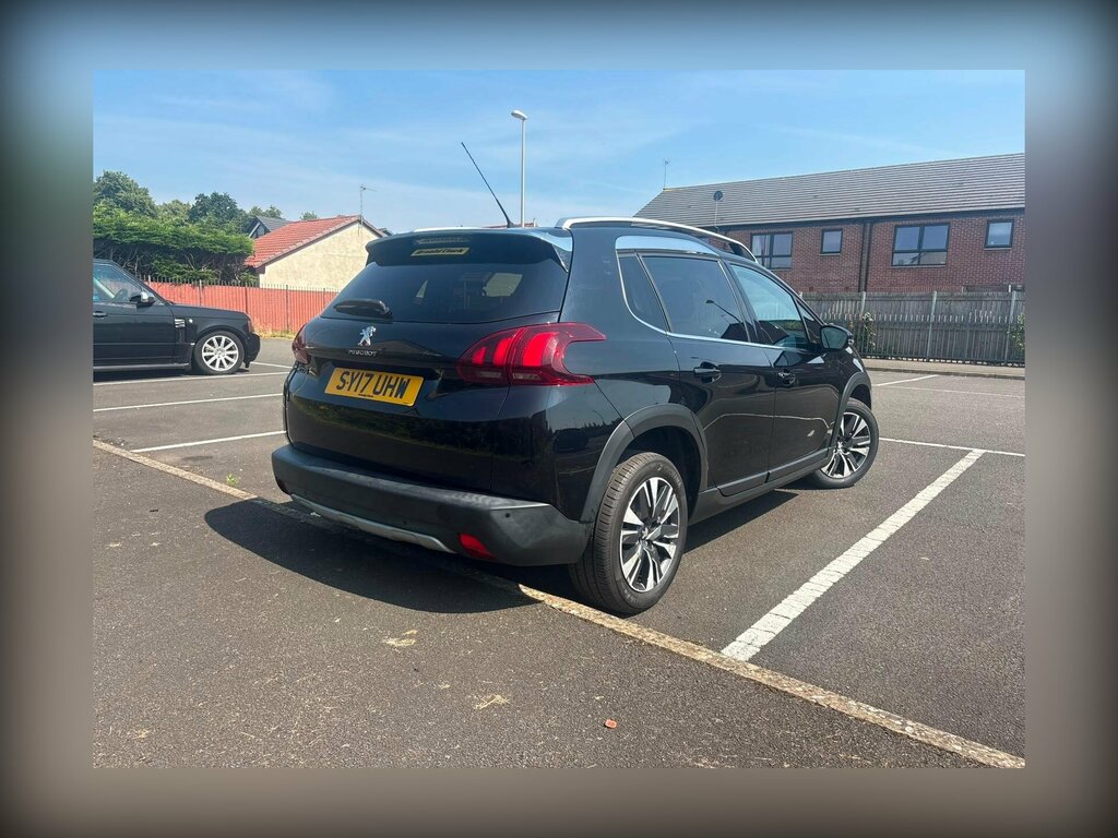 Peugeot 2008 1.6 Bluehdi Allure Euro 6 Ss Black #4