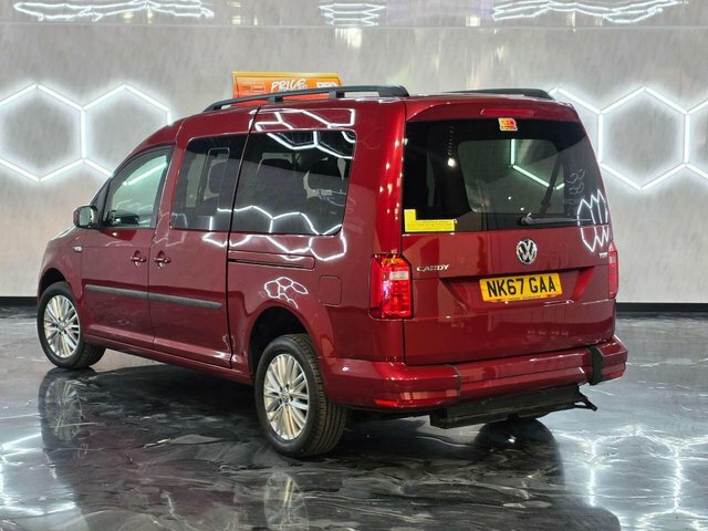 Volkswagen Caddy Maxi Life 2018 2.0 Tdi Bluemotion Tech Mpv Dsg Eu Red #4