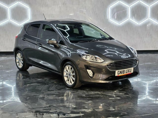 Ford Fiesta 2018 1.0T Ecoboost Titanium Hatchback A Grey