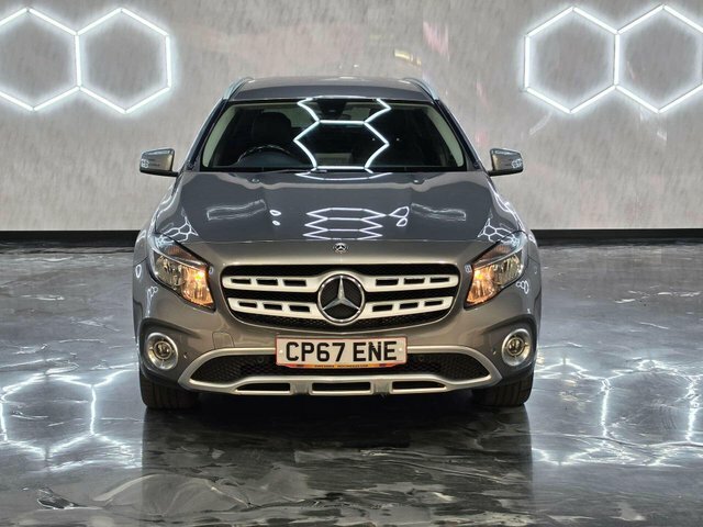 Mercedes-Benz GLA Class 2017 2.1 Gla200d Sport Executive Suv Grey #2