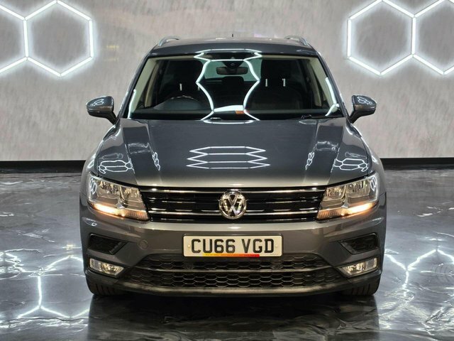 Volkswagen Tiguan 2016 2.0 Tdi Bluemotion Tech Se Navigation Suv CU66VGD Grey #2