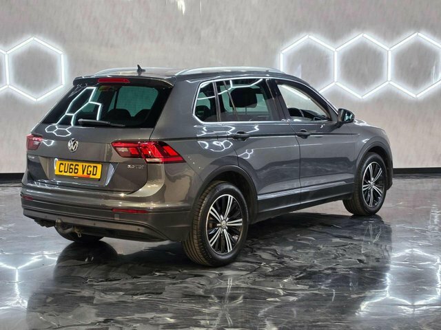 Volkswagen Tiguan 2016 2.0 Tdi Bluemotion Tech Se Navigation Suv CU66VGD Grey #6