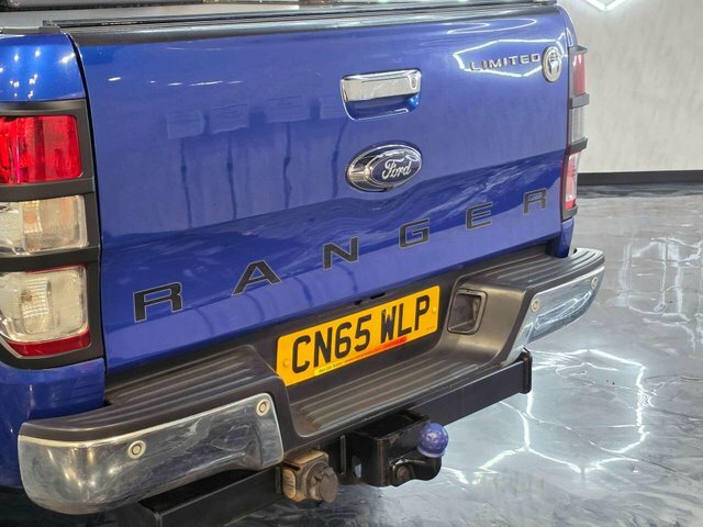 Ford Ranger White #7