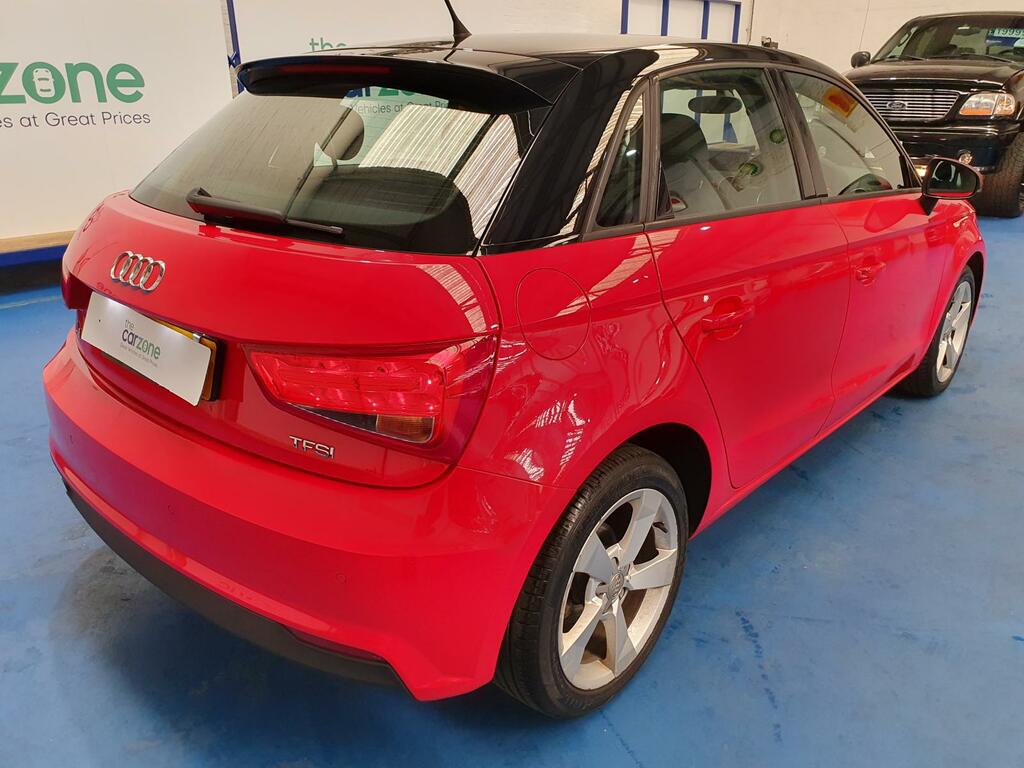 Audi A1 Hatchback HY18KXE #3