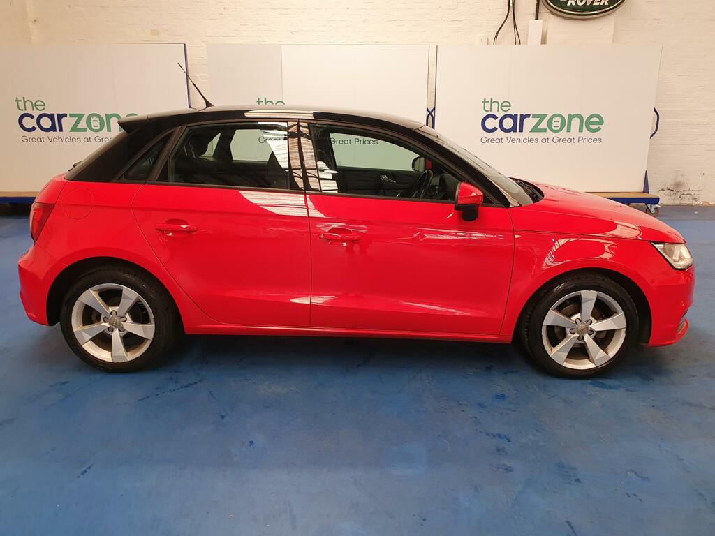 Audi A1 Hatchback HY18KXE #2