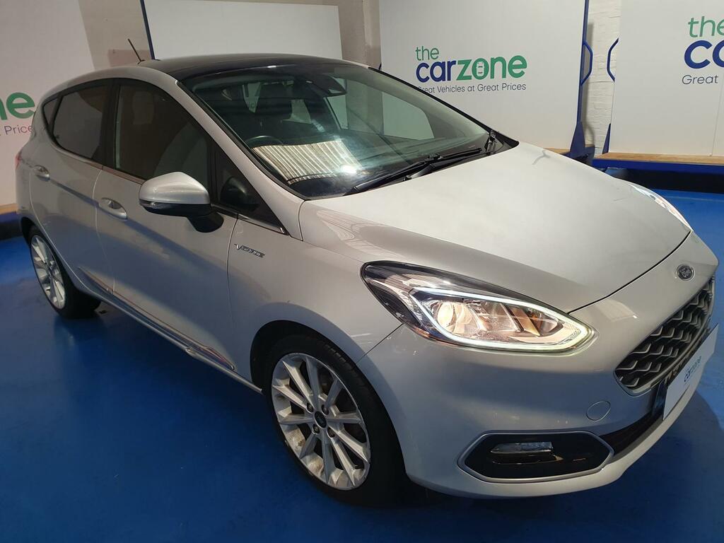 Ford Fiesta Fiesta Vignale T YM69JVK Silver