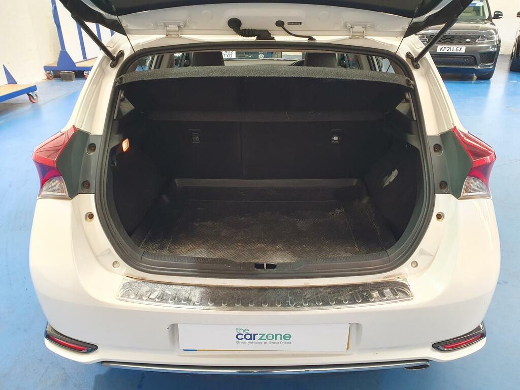 Toyota Auris Auris Excel Vvt-i Hybrid Cvt White #16