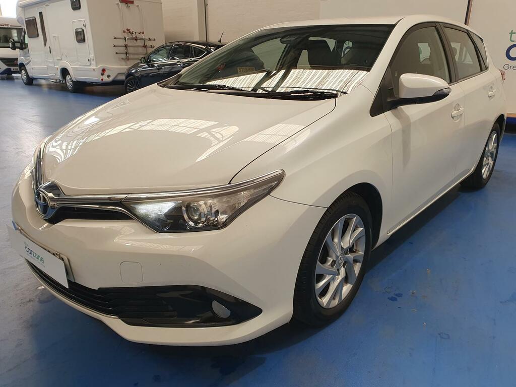 Toyota Auris Auris Excel Vvt-i Hybrid Cvt White #7