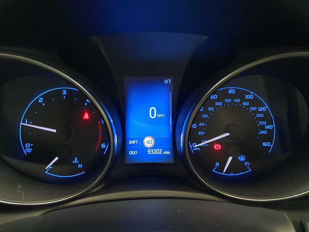 Toyota Auris Auris Excel Vvt-i Hybrid Cvt White #10