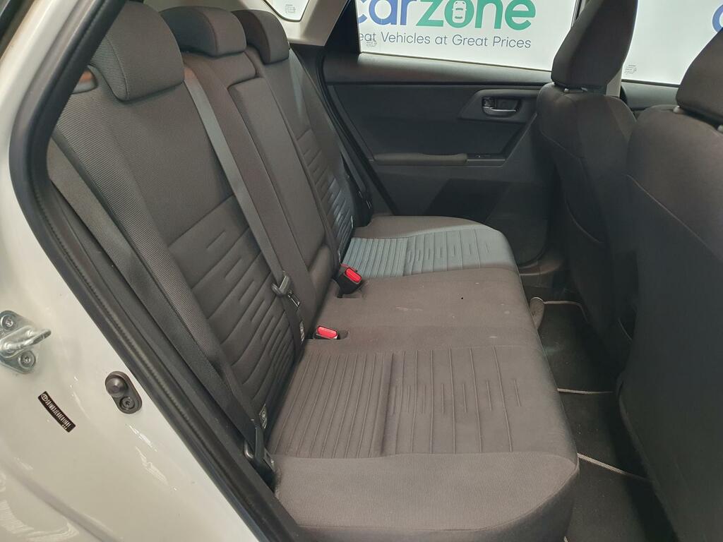 Toyota Auris Auris Excel Vvt-i Hybrid Cvt White #14