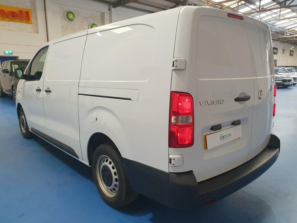Vauxhall Vivaro Mpv #5