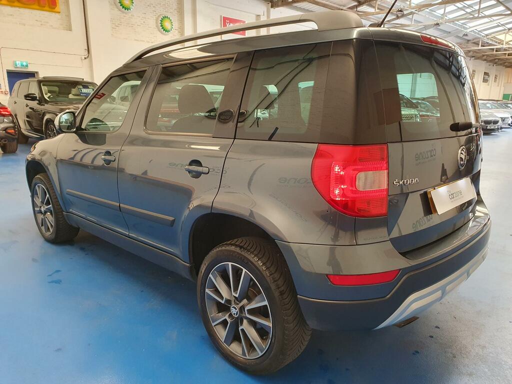 Skoda Yeti Hatchback #5