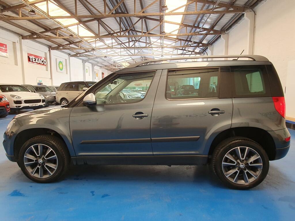 Skoda Yeti Hatchback #6