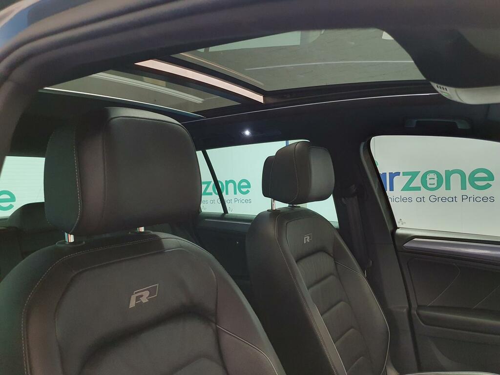 Volkswagen Tiguan Mpv Black #10