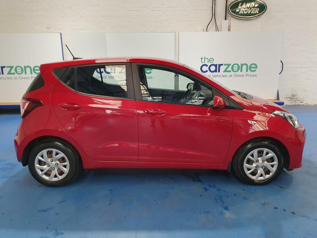 Hyundai I10 Hatchback  #2