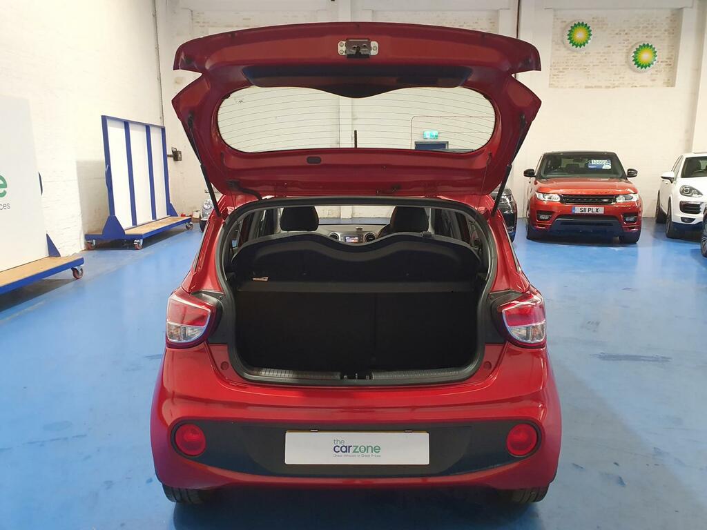 Hyundai I10 Hatchback  #5