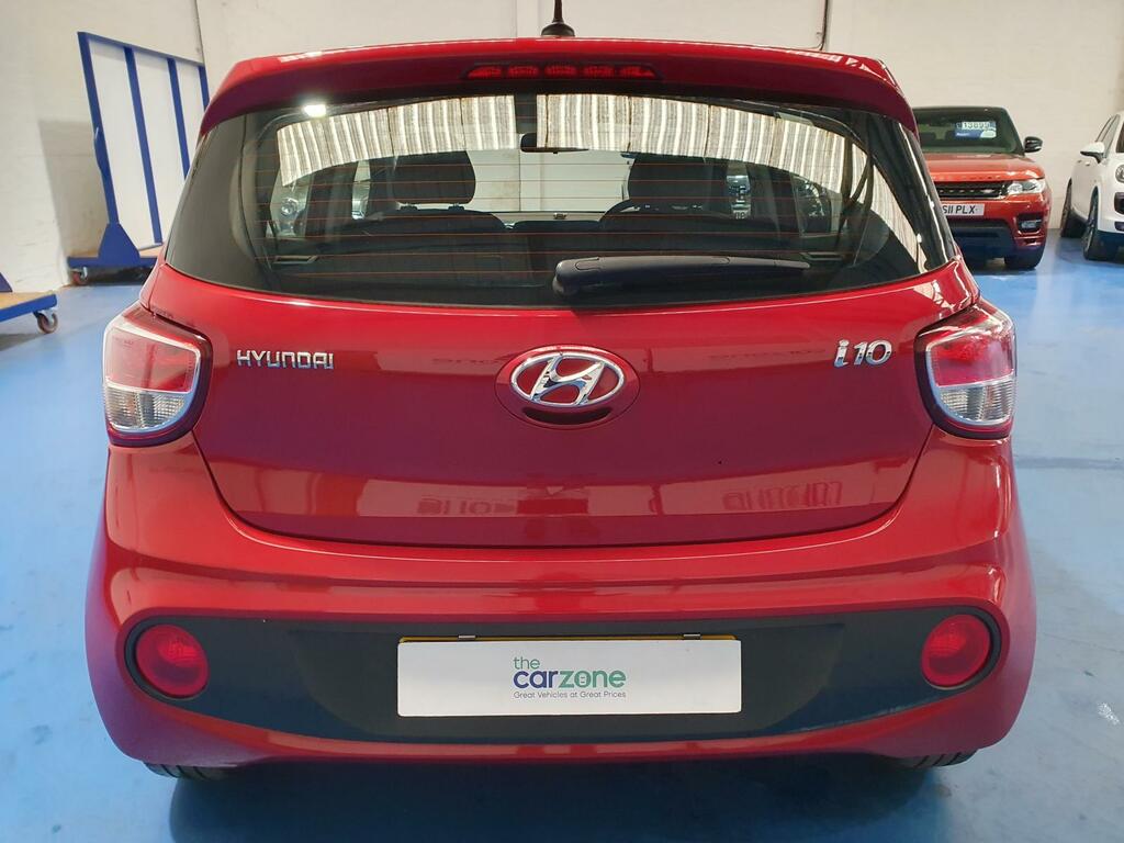 Hyundai I10 Hatchback  #4