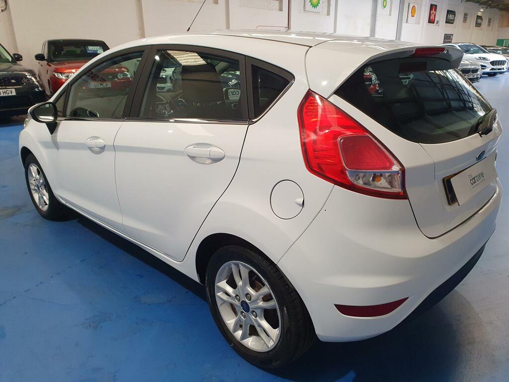 Ford Fiesta Hatchback SF16XON #5
