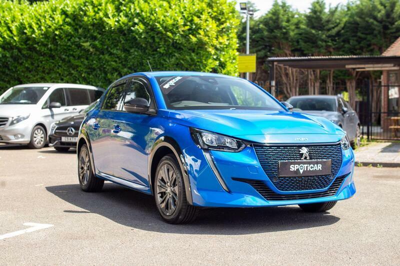 Peugeot e-208 50Kwh Allure Premium 7.4Kw Charger Blue