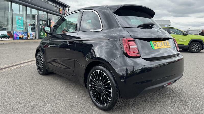 Fiat 500E 42Kwh La Prima By Bocelli Hatchback A Black #4