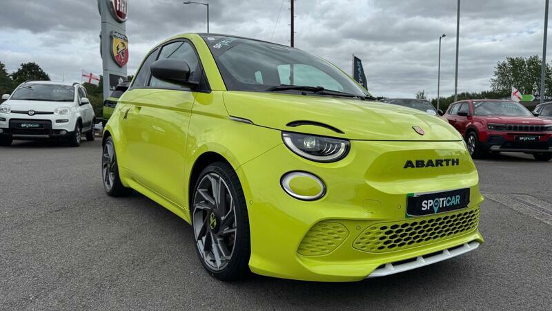 Abarth 500 42Kwh Scorpionissima Hatchback Green