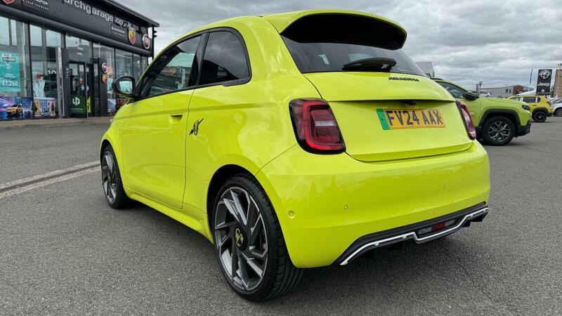 Abarth 500 42Kwh Scorpionissima Hatchback Green #4