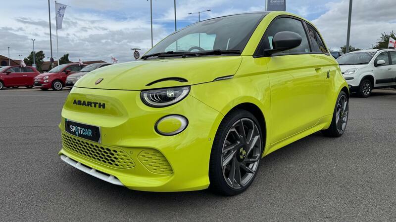 Abarth 500 42Kwh Scorpionissima Hatchback Green #3