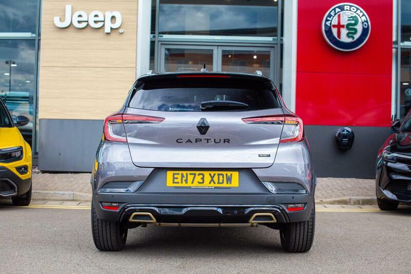 Renault Captur 1.6 E-tech E-tech Engineered Bose Edition Eur EN73XDW Black #4