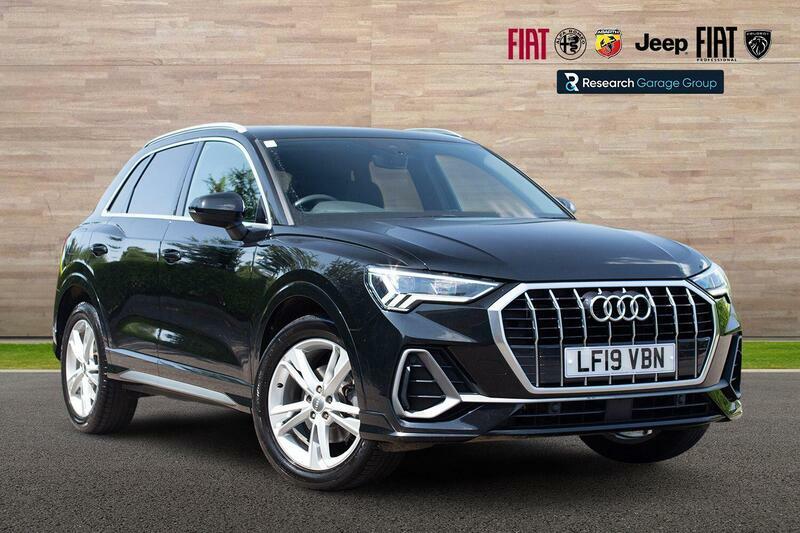 Audi Q3 1.5 Tfsi Cod 35 S Line Euro 6 Ss Black
