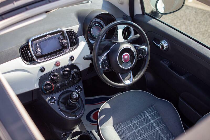 Fiat 500C 1.2 Eco Lounge Convertible Euro White #3