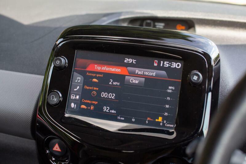 Peugeot 108 Active Black #20