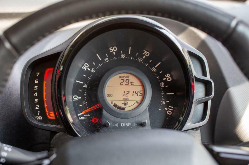 Peugeot 108 Active Black #23