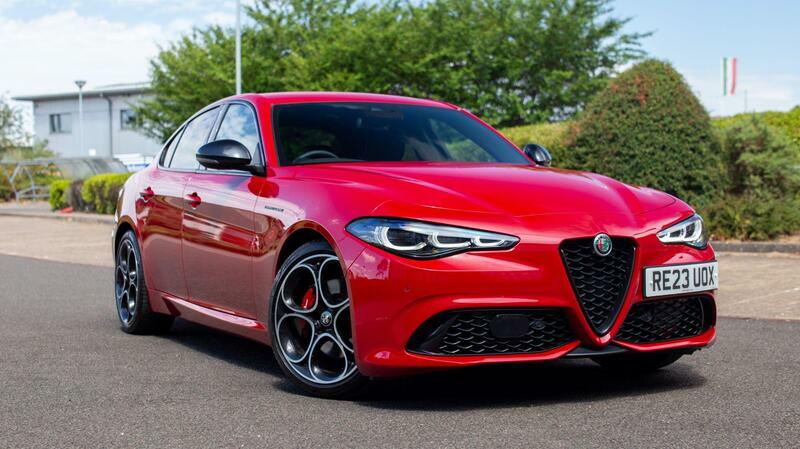 Alfa Romeo Giulia 2.0T Competizione Euro 6 Ss Red