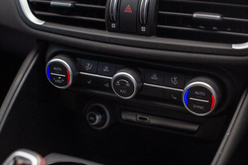 Alfa Romeo Giulia 2.0 Turbo Veloce Red #14