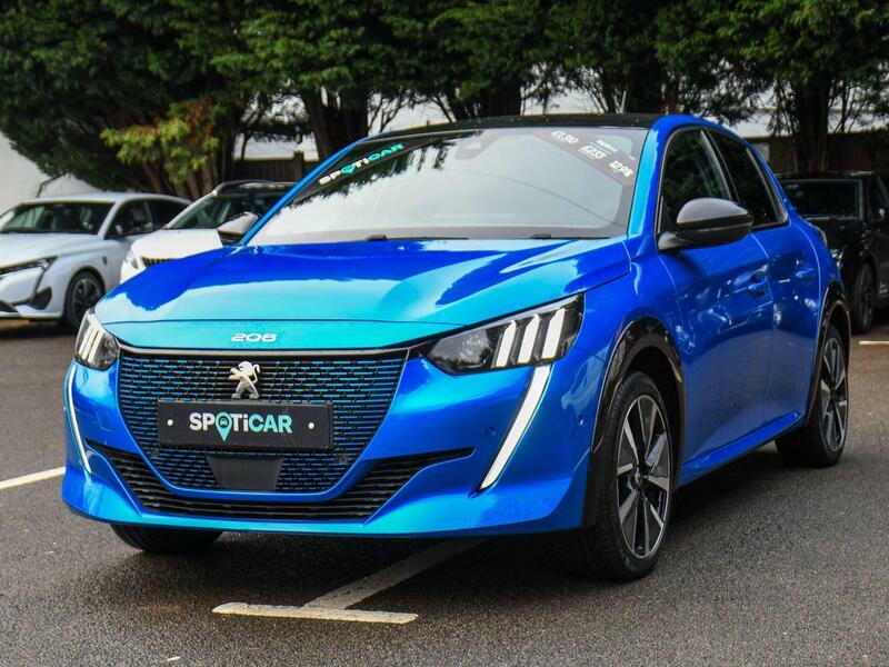 Peugeot e-208 50Kwh Gt Hatchback 136 Ps Blue #3