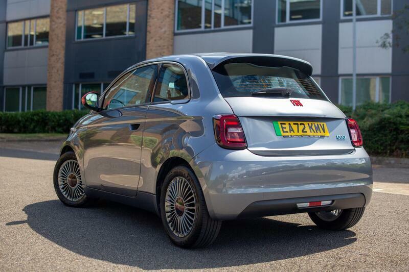 Fiat 500E 42Kwh Red Hatchback 118 Ps Grey #3