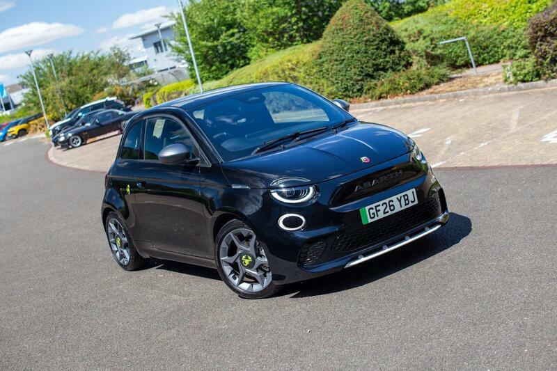 Abarth 500 42Kwh Hatchback 155 Ps Black #5