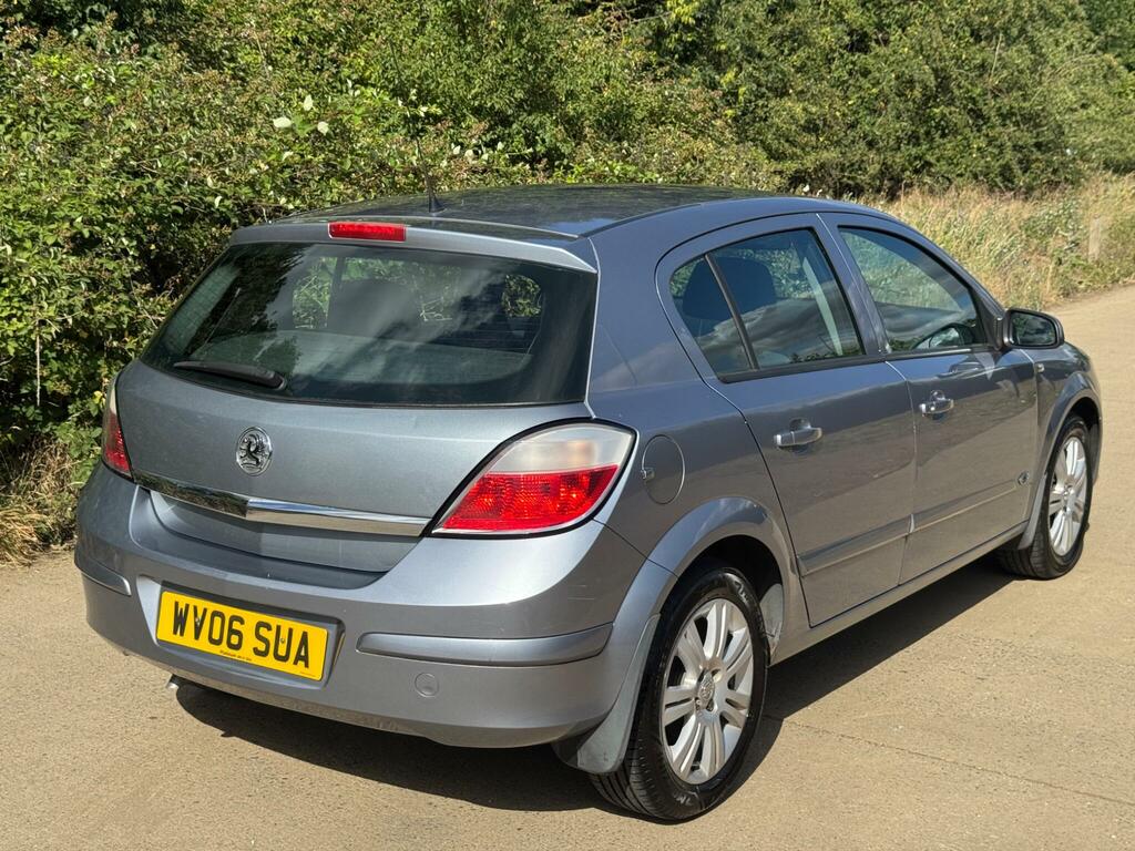 Vauxhall Astra   #10