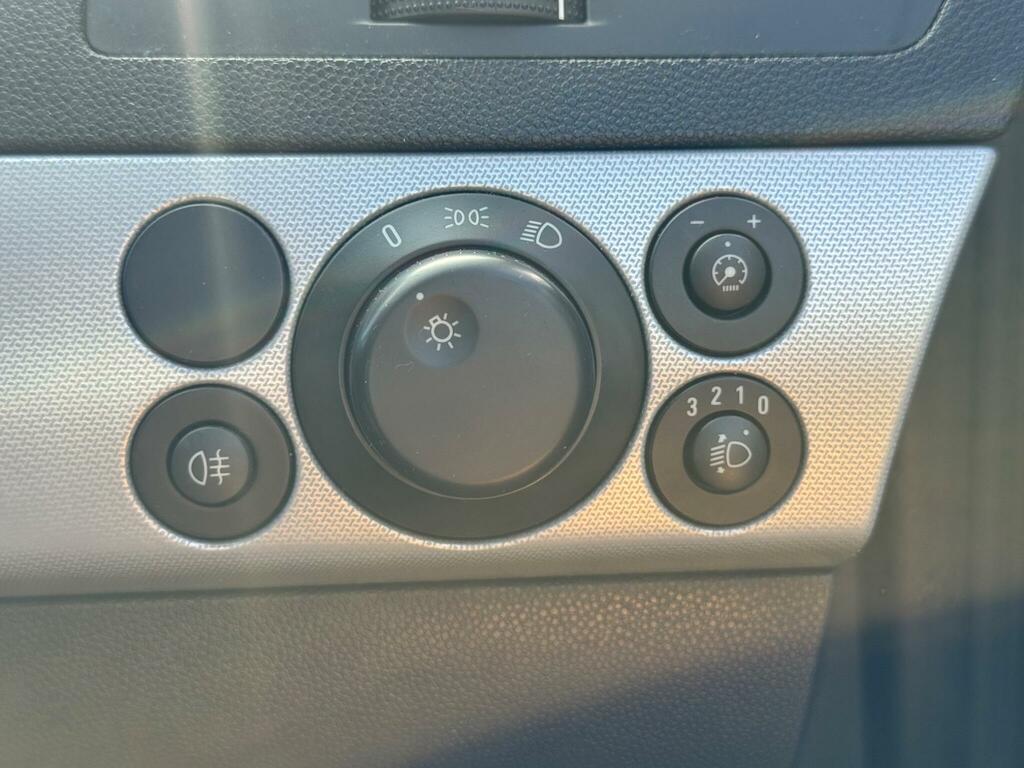 Vauxhall Astra   #15