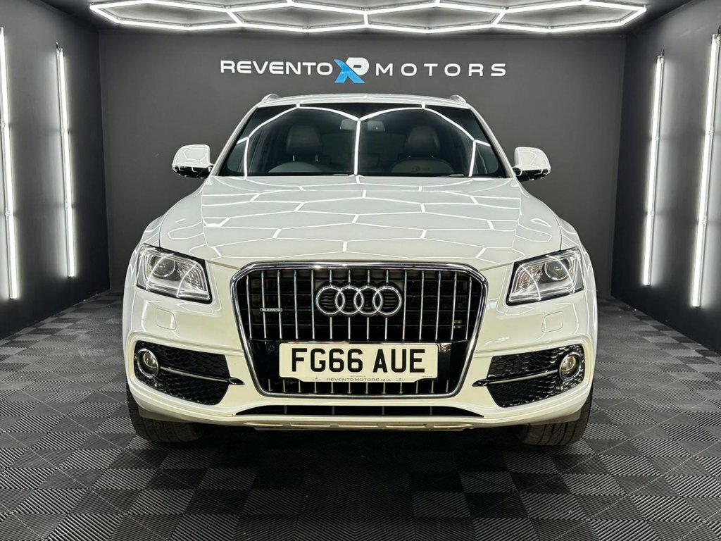Audi Q5 2L S Line Plus White #3