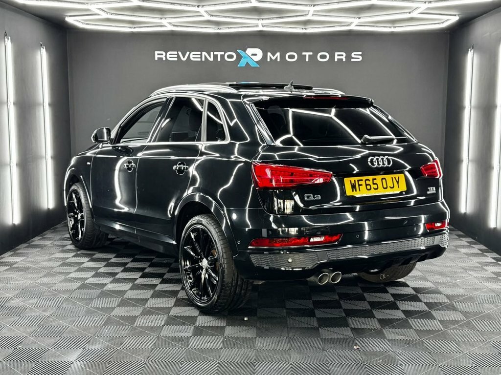 Audi Q3 2L S Line Plus Black #2