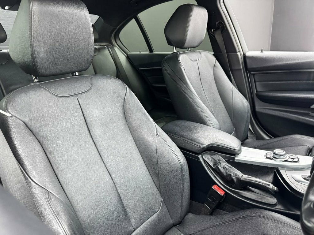 BMW 3 Series 2L M Sport YE15LTY Silver #5
