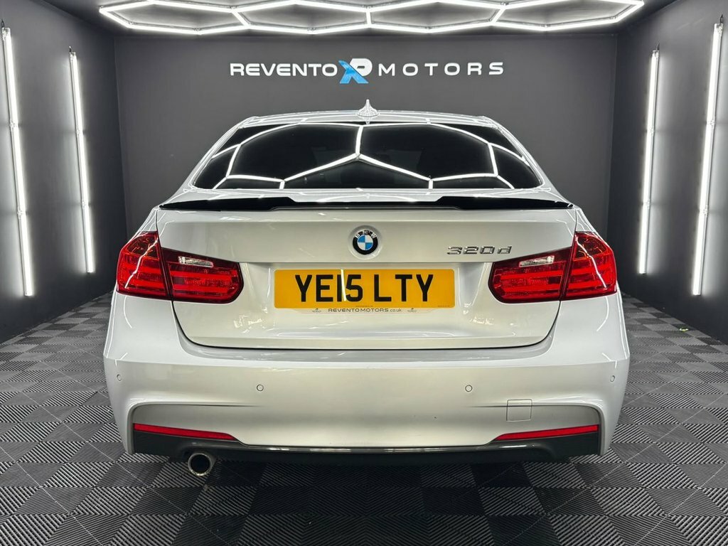BMW 3 Series 2L M Sport YE15LTY Silver #4
