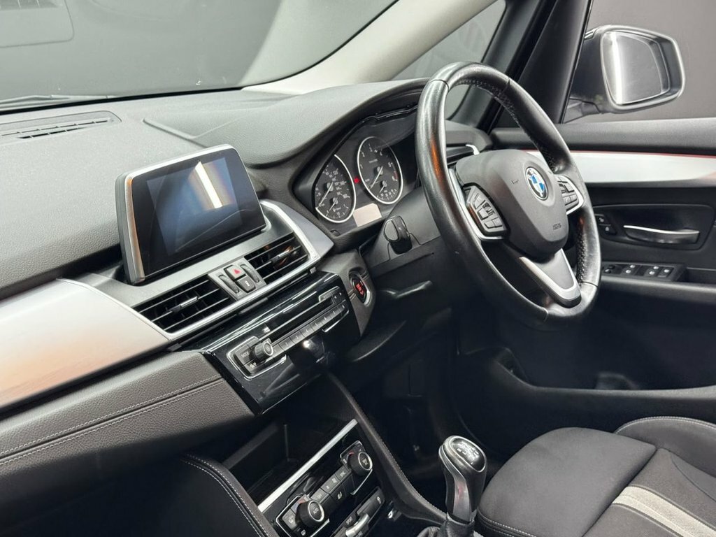 BMW 2 Series Active Tourer Hatchback White #40