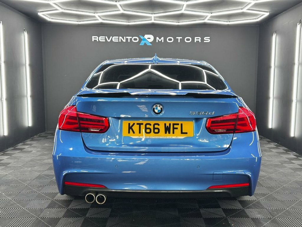 BMW 3 Series 3L M Sport KT66WFL Blue #4