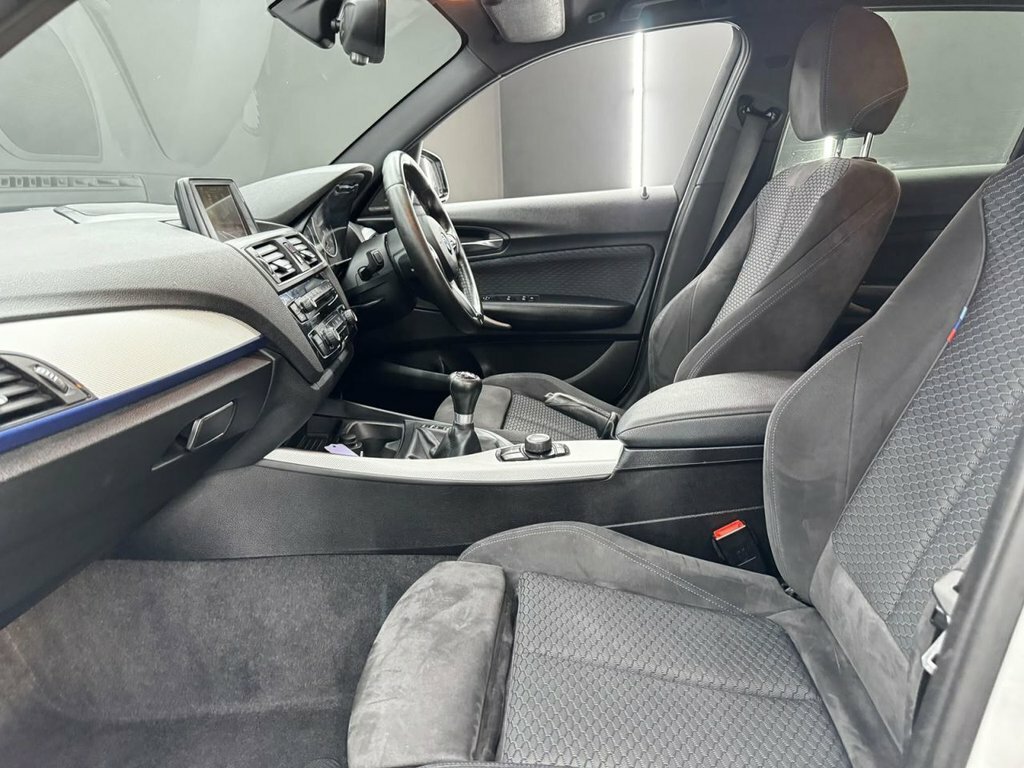 BMW 1 Series M135i Step Black #25