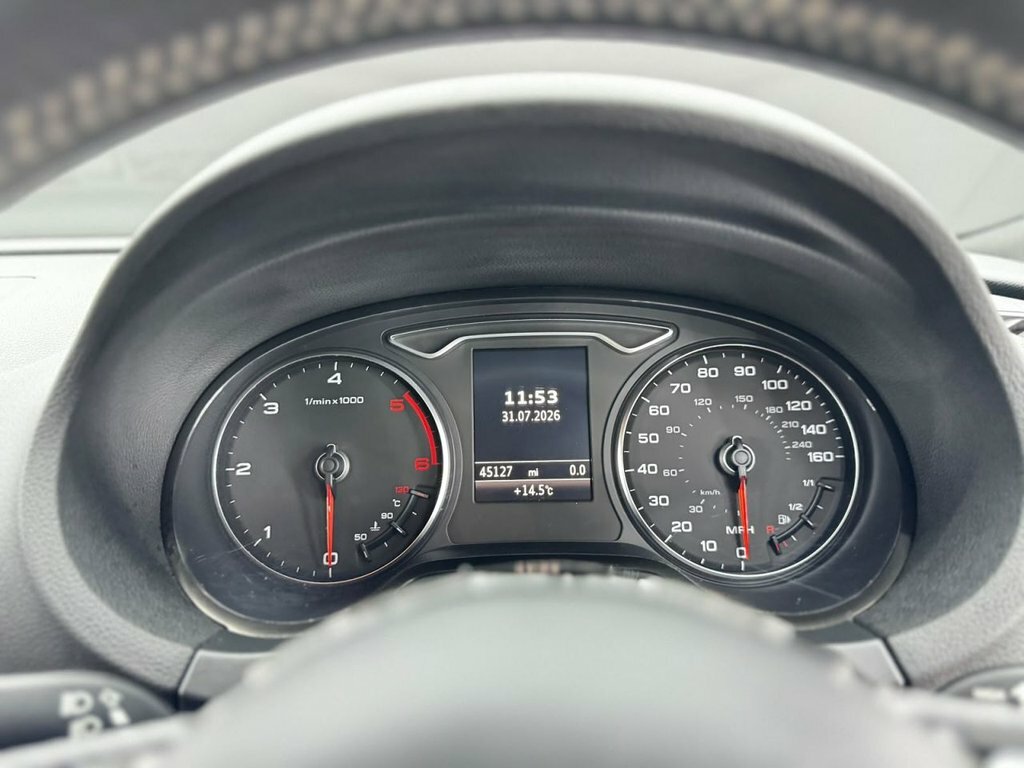 Audi A3 2.0 Tdi S Line Sportback Euro 6 Ss White #38