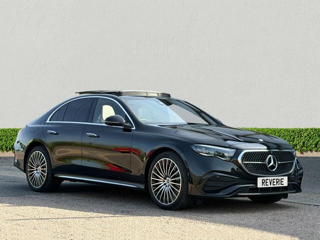 Mercedes-Benz E Class 2.0 E300e 25.4Kwh Amg Line Premium Plus Saloon 4 Black