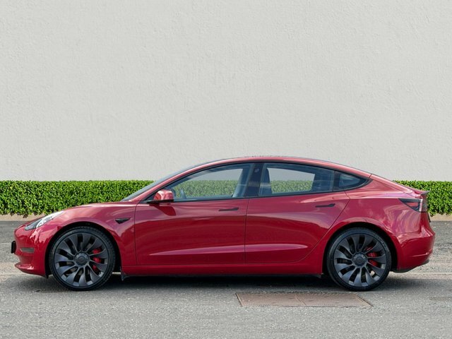 Tesla Model 3 Dual Motor Performance Saloon Red #4